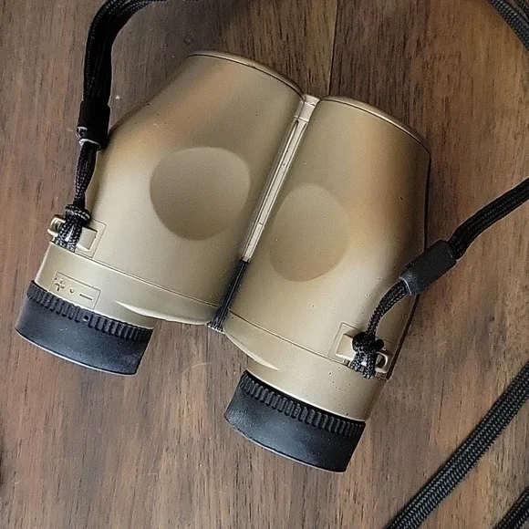 Simmons Spectrum Compact Binoculars with Case Model 99730 - Picture 5 of 8